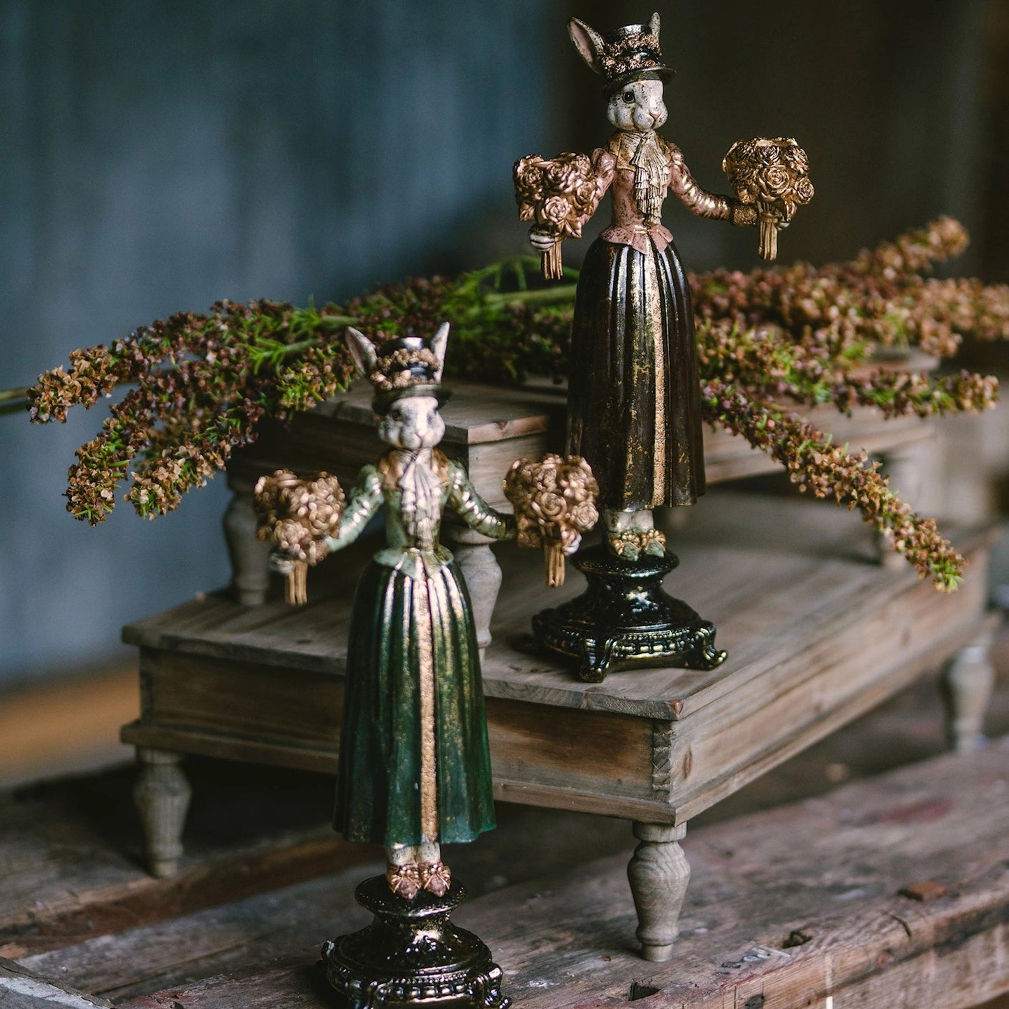 Ljusstake Fru Kanin Antik Rosa 43 cm