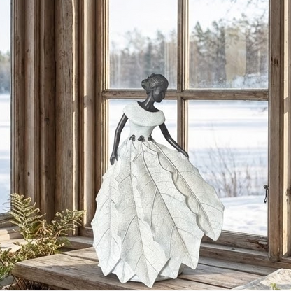 Trädgårdsdamen Holly 36 CM - Antik Vit