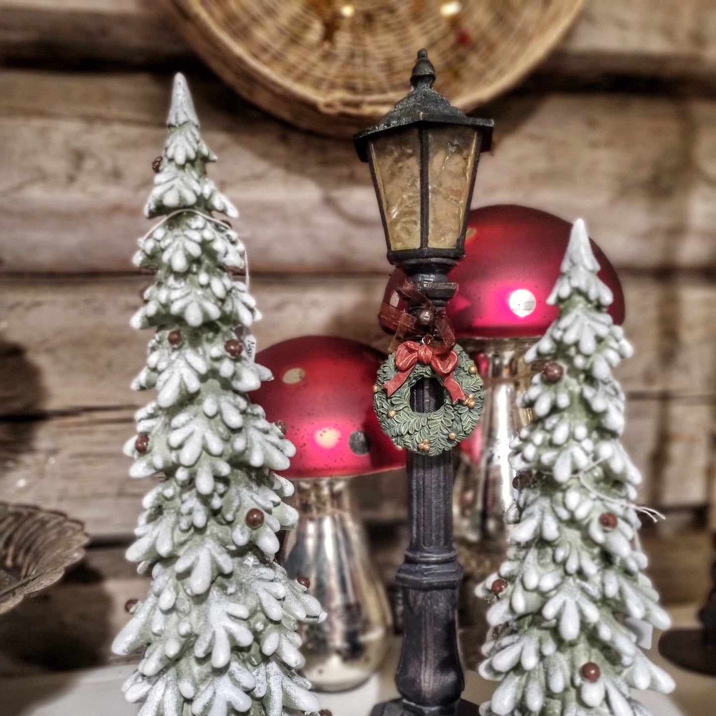 Lyktstolpe Vintage /m krans