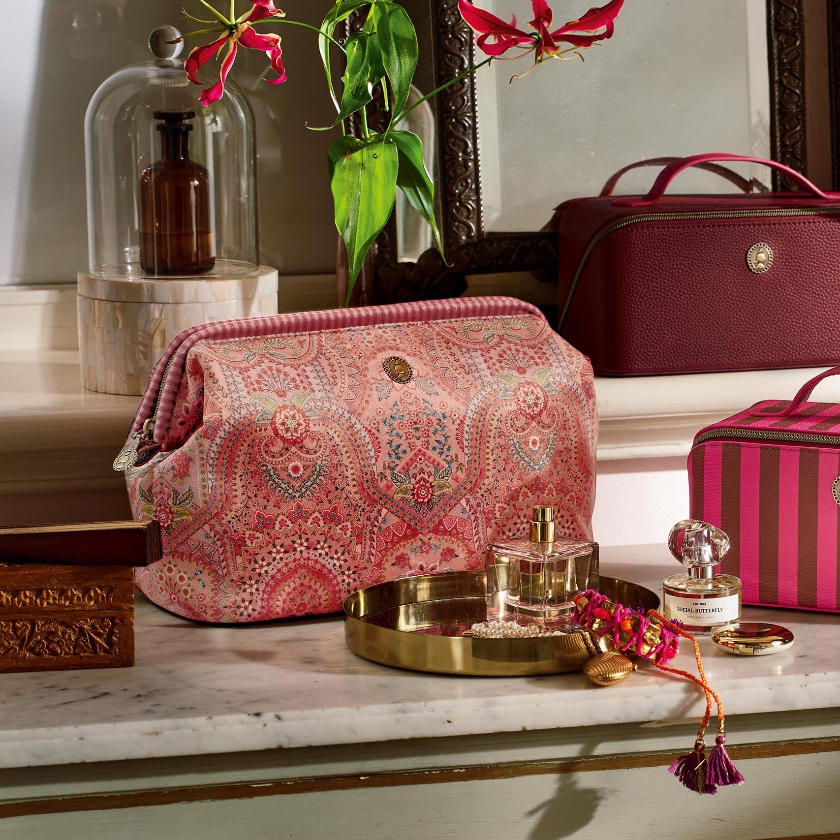 Selected Variant Image